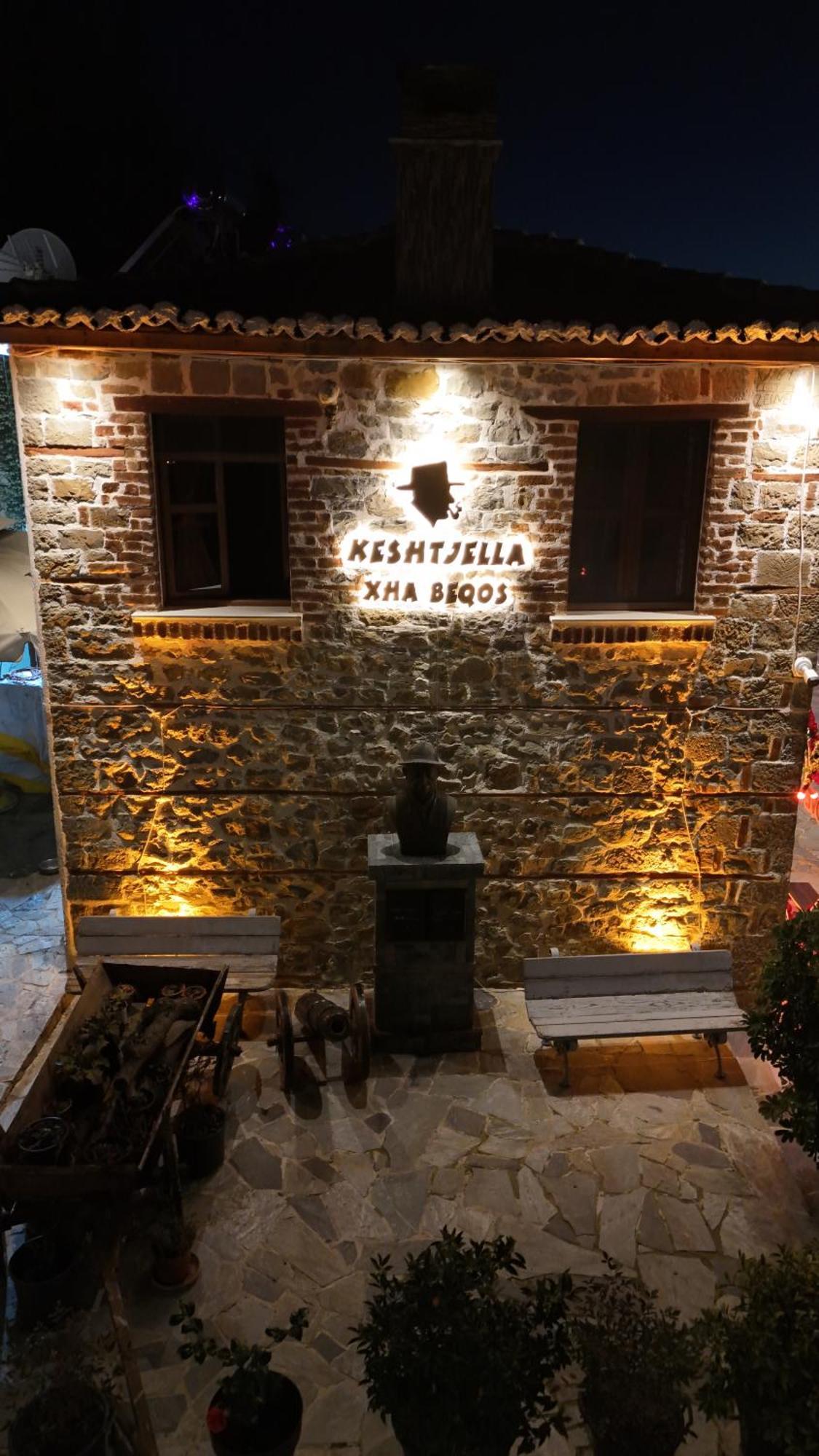 Keshtjella Xhabeqos Hotel Ljaknasi Exterior foto